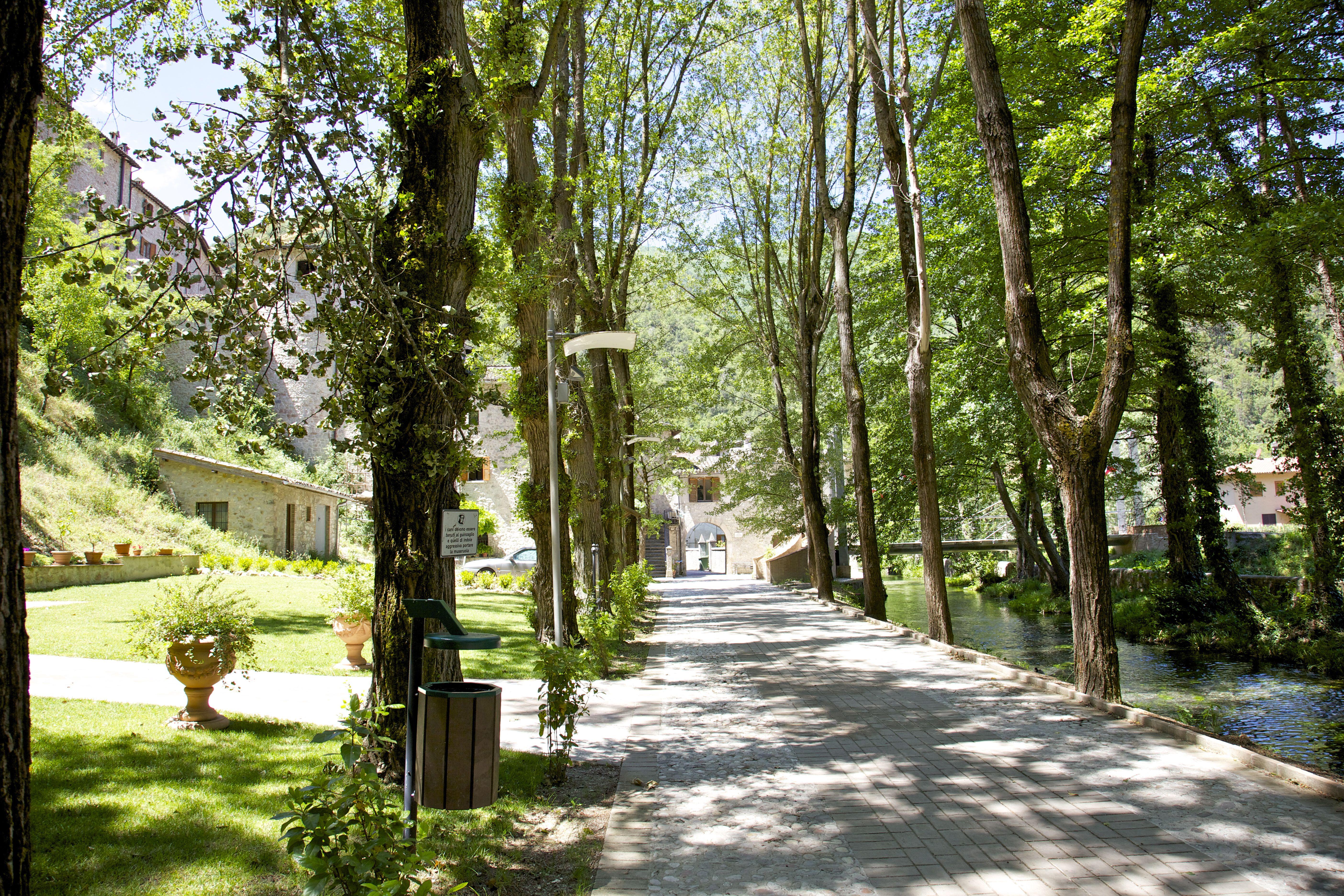 Torre Del Nera Albergo Diffuso & Spa 체기노 외부 사진