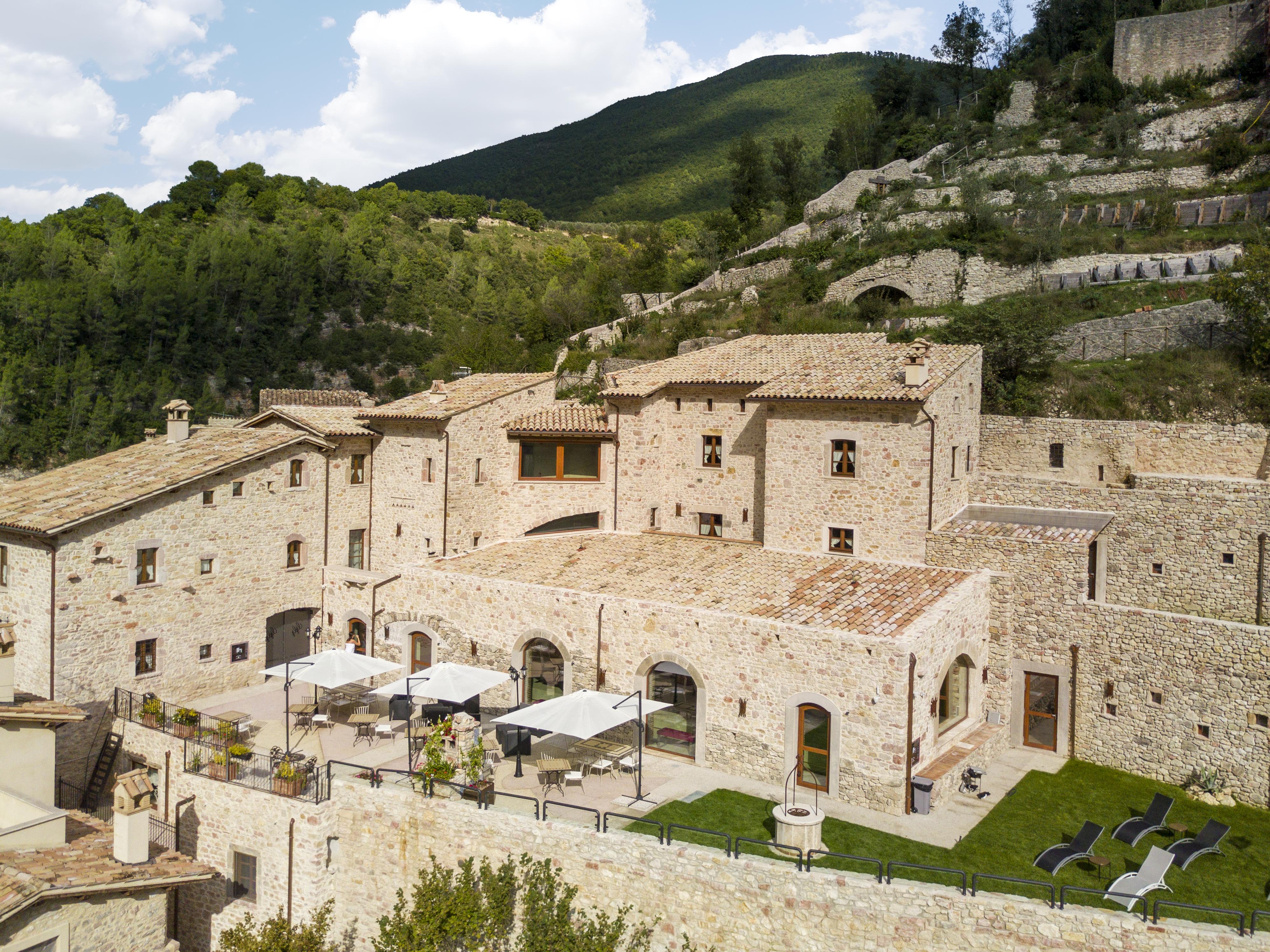 Torre Del Nera Albergo Diffuso & Spa 체기노 외부 사진