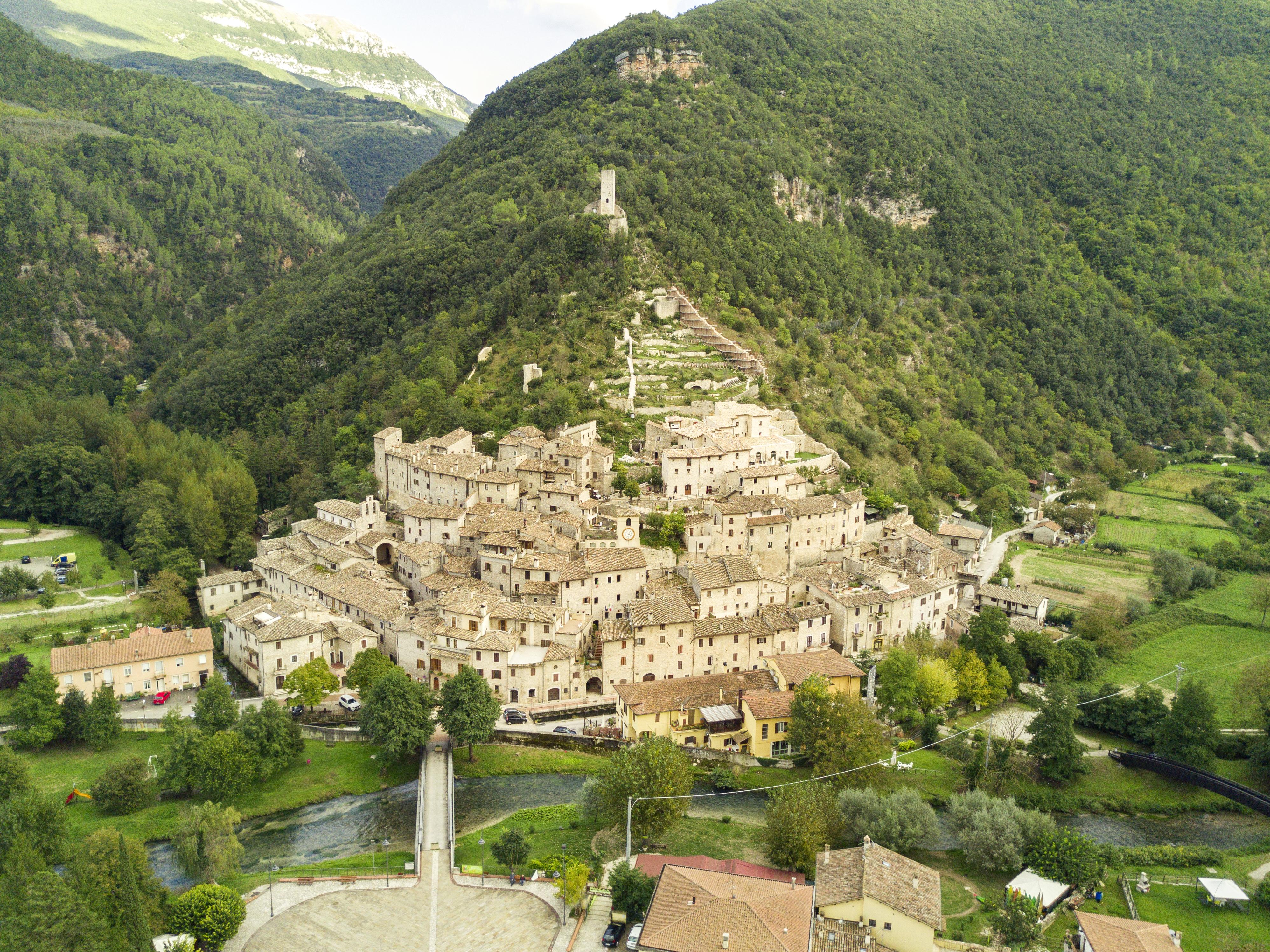 Torre Del Nera Albergo Diffuso & Spa 체기노 외부 사진