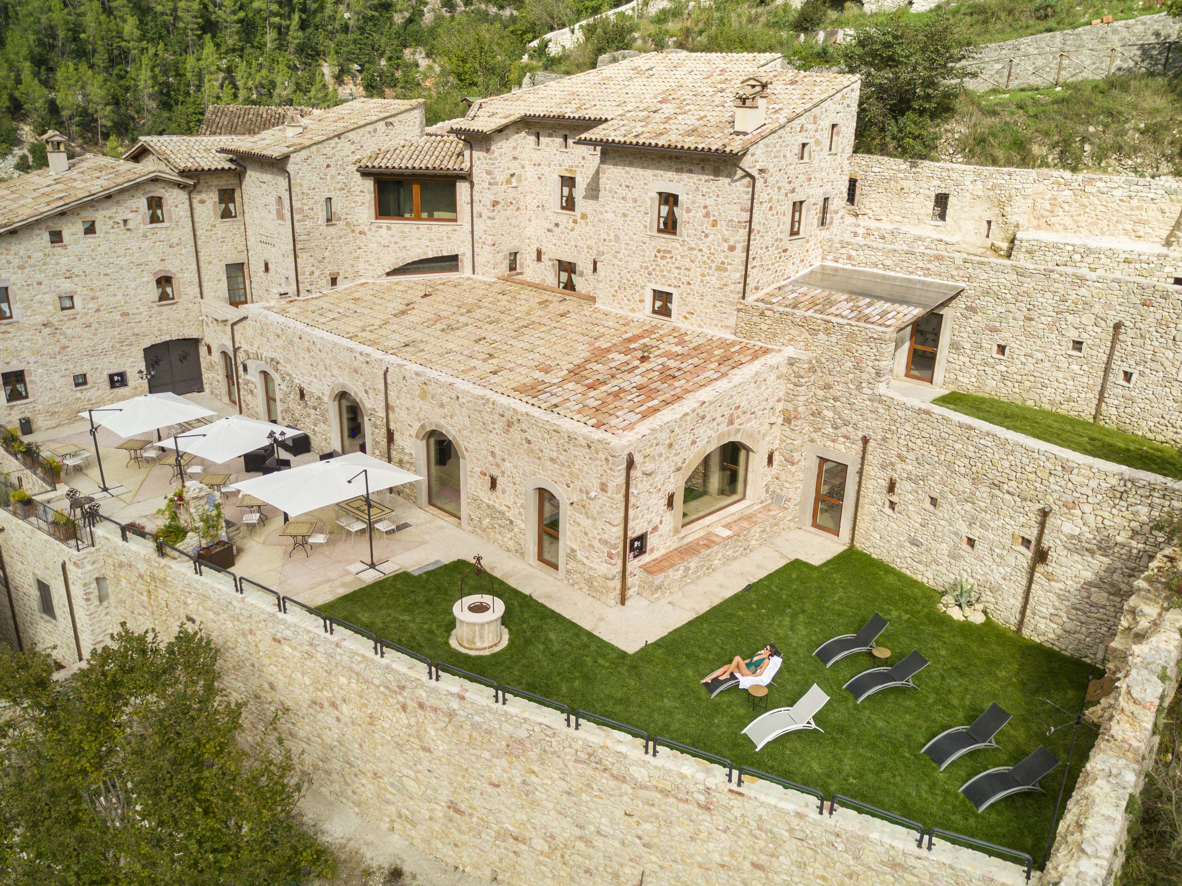 Torre Del Nera Albergo Diffuso & Spa 체기노 외부 사진